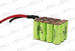 A123 26650 4S3P 13.2V 7500mAh LiFePo4 Battery Pack for EV